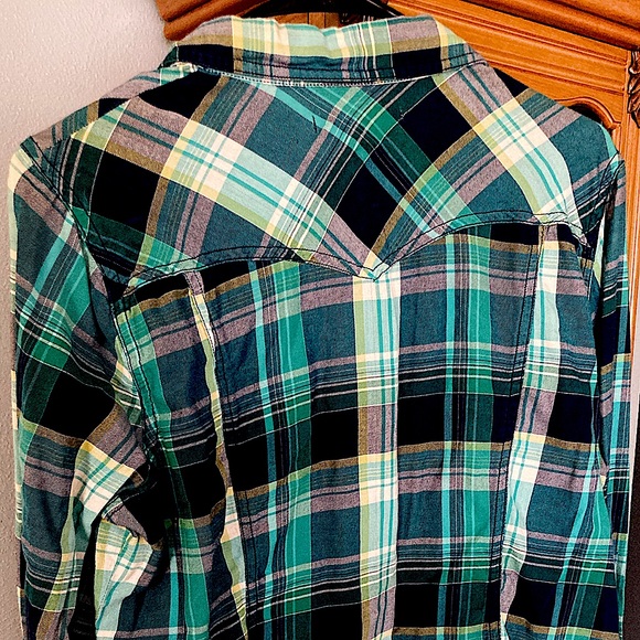 Old Navy Girl’s Large Button-Up Flannel - Picture 6 of 6